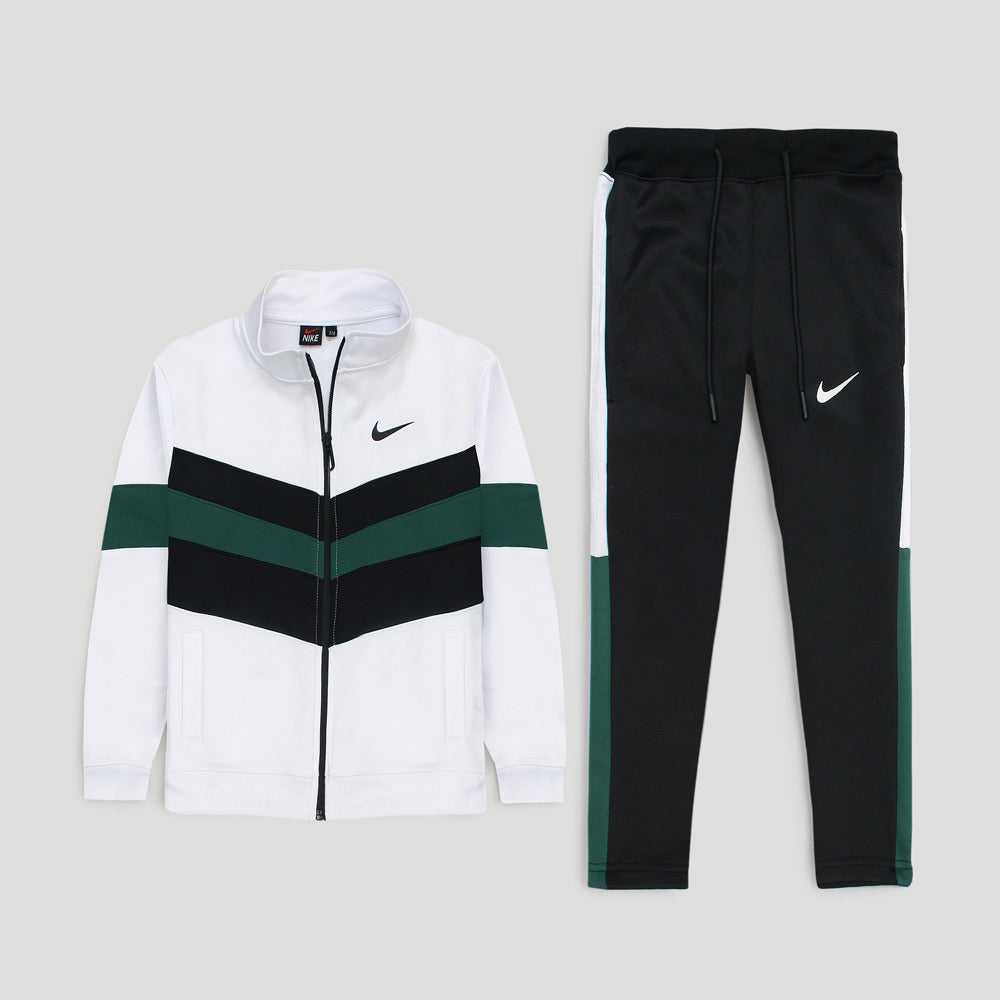 (w) Tracksuit GR