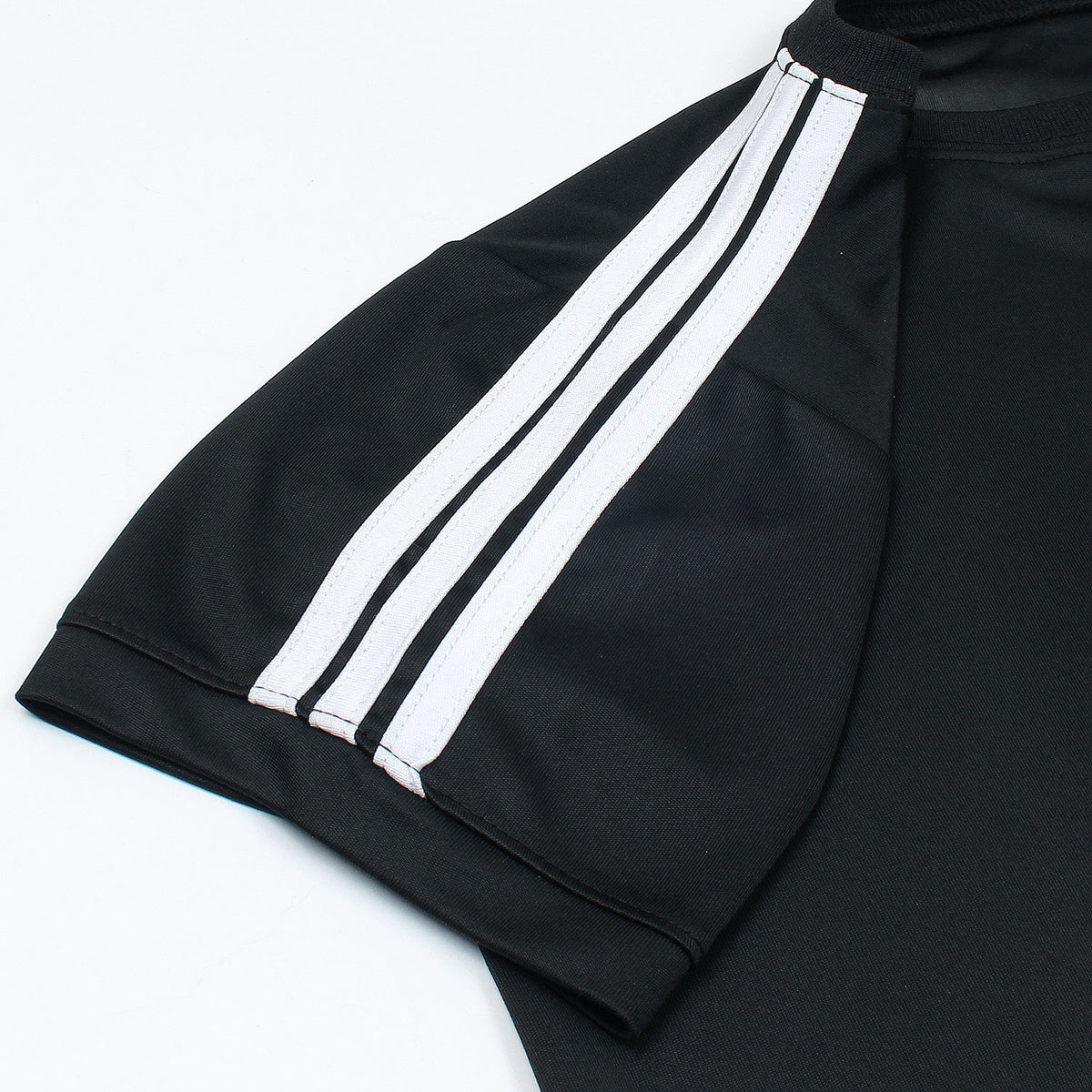 ADI EXCLUSIVE BLACK TEE-SHORTS
