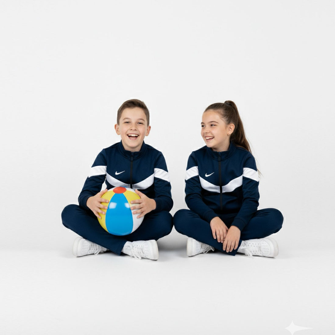 Nik navy blue white